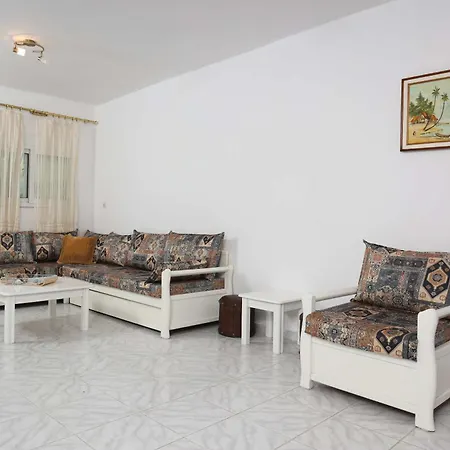 Sea & Nature 4-bedroom Appartement *