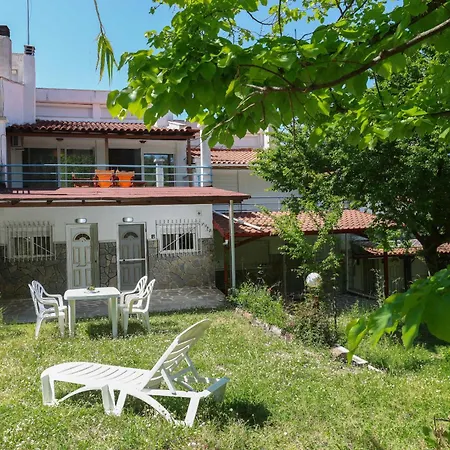 Sea & Nature 4-bedroom * Skála Foúrkas